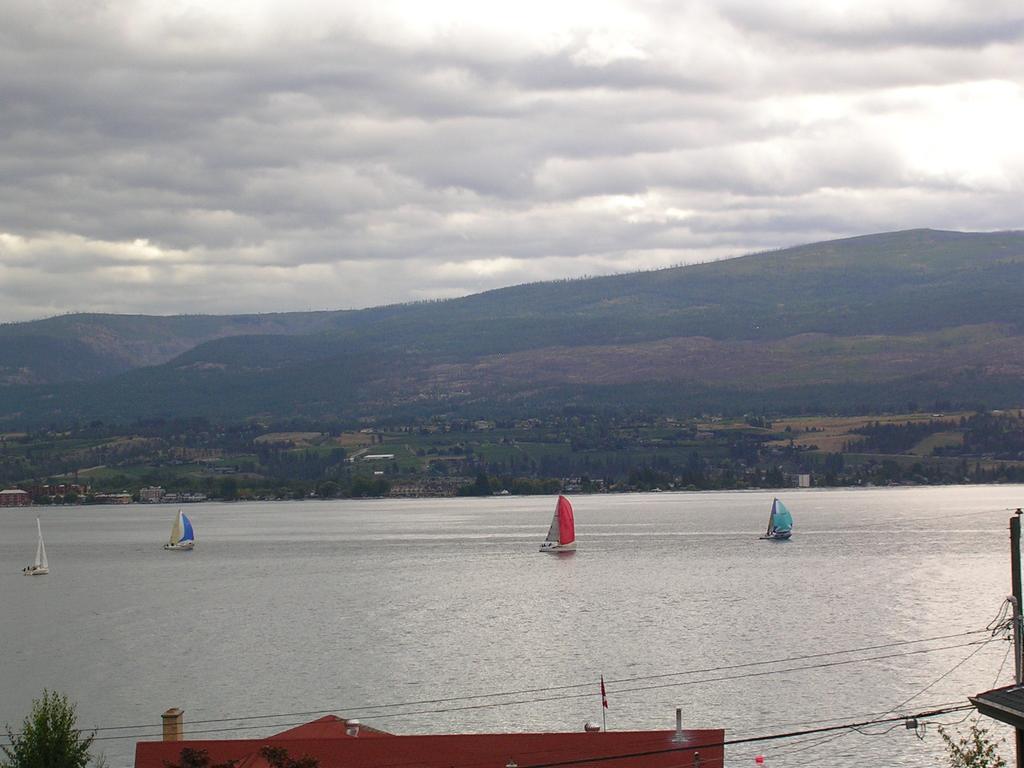 Casa Loma Bnb West Kelowna Buitenkant foto